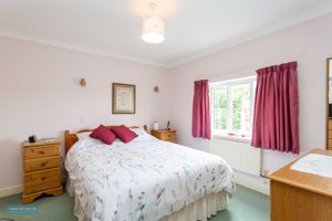 Bedroom- click for photo gallery